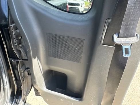 Used 2012 Nissan Frontier SV RWD image 21