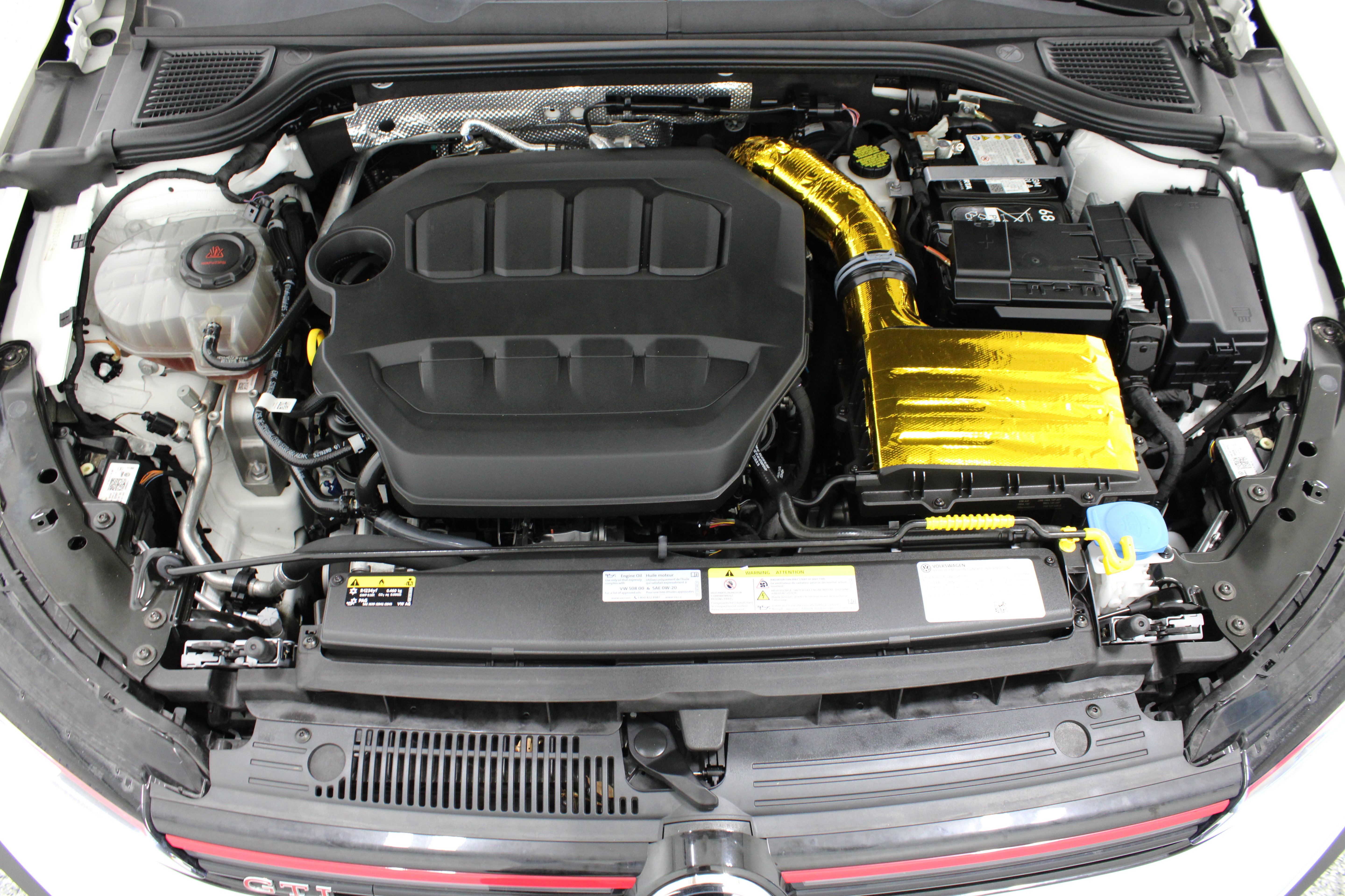 Used 2025 Volkswagen GTI SE FWD image 39