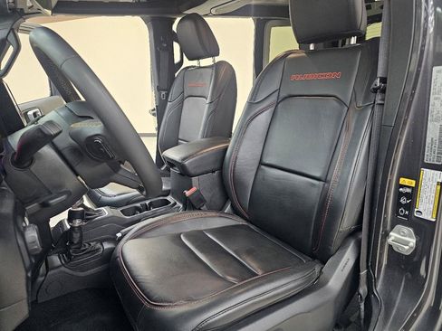 Used 2024 Jeep Wrangler Unlimited Sport AWD/4WD image 15
