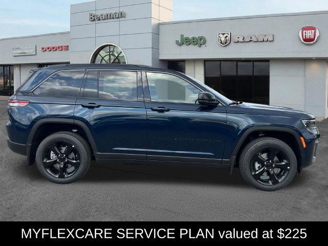 New 2026 Jeep Grand Cherokee Limited w/ Limited Altitude Package RWD image 8