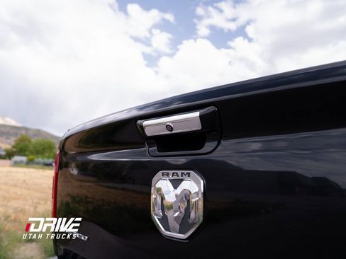 Used 2019 RAM 1500 Limited image 17