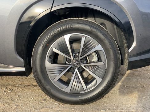 Used 2023 Lexus RZ 450e Premium w/ Technology Package image 31