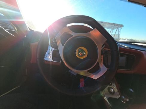 Used 2011 Lotus Evora image 3