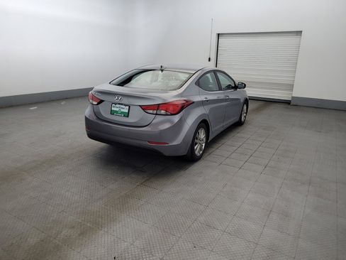 Used 2016 Hyundai Elantra SE w/ Option Group 02 FWD image 9