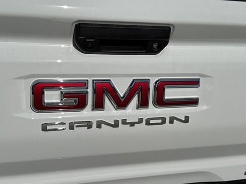 New 2026 GMC Canyon AT4 image 10