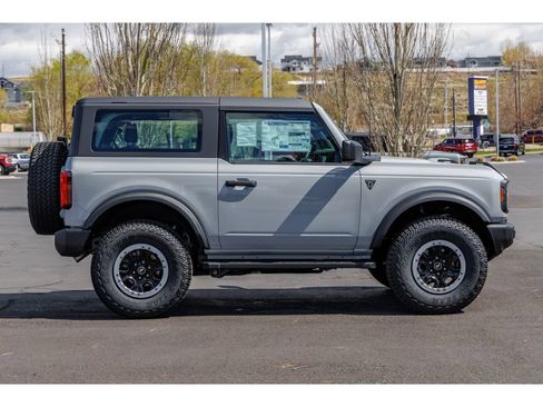 New 2026 Ford Bronco 2-Door AWD/4WD image 2