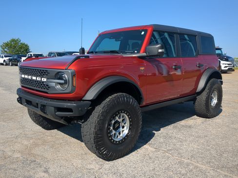 Used 2024 Ford Bronco Badlands AWD/4WD image 6
