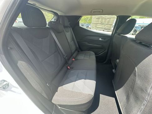 New 2027 Chevrolet Bolt LT FWD image 27