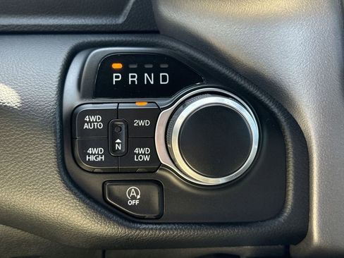 Used 2022 RAM 1500 Big Horn AWD/4WD image 26