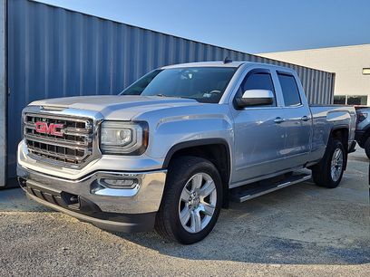 Used 2016 GMC Sierra 1500 SLE w/ SLE Value Package