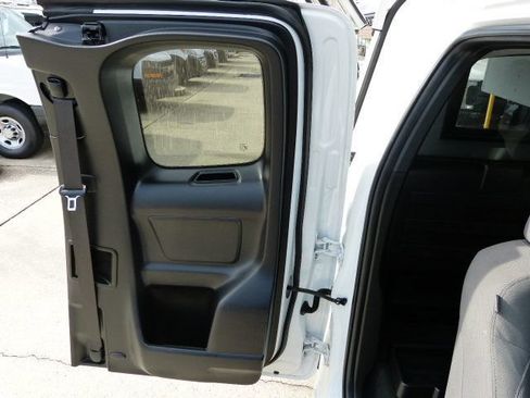 Used 2022 Toyota Tacoma SR RWD image 23