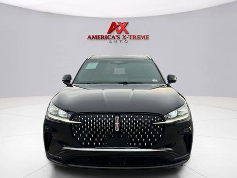 Used 2025 Lincoln Aviator Black Label AWD/4WD image 9
