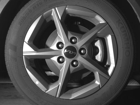 Used 2025 Kia K4 FWD image 13