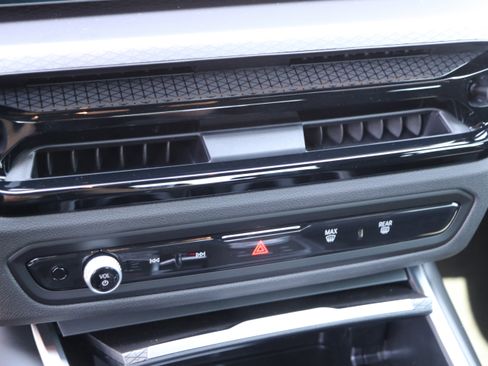 Certified 2025 BMW 330i Sedan w/ M Sport Package image 23