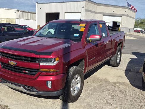 Used 2018 Chevrolet Silverado 1500 LT w/ True North Edition AWD/4WD image 1