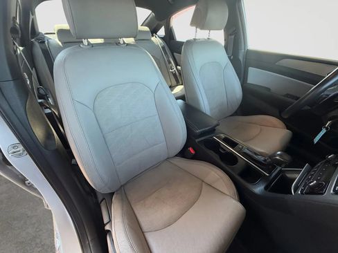 Used 2017 Hyundai Sonata Sport 2.0T FWD image 21