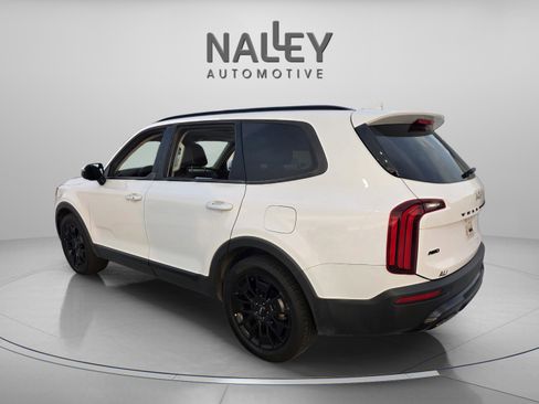 Used 2022 Kia Telluride SX w/ Nightfall Edition Package image 3