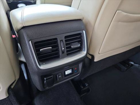 Used 2019 INFINITI QX50 Essential w/ Premium Heat Package FWD image 18