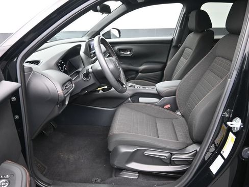 Certified 2024 Honda HR-V Sport image 14