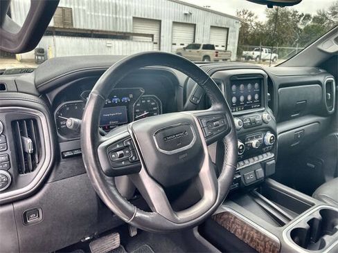Used 2020 GMC Sierra 1500 Denali w/ Denali Ultimate Package image 11