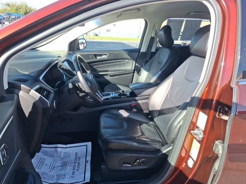 Used 2016 Ford Edge Titanium w/ Technology Package AWD/4WD image 7
