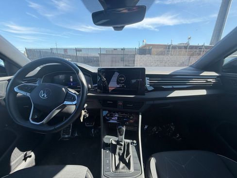 Used 2025 Volkswagen Jetta Sport image 31