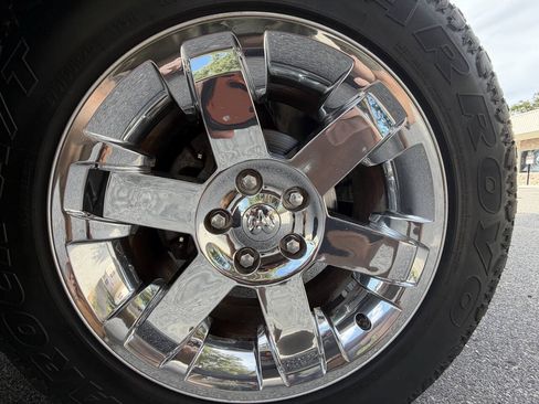 Used 2011 RAM 1500 Laramie RWD image 35