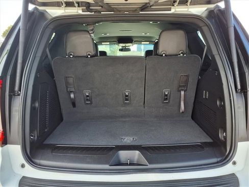 Used 2023 GMC Yukon SLT image 25