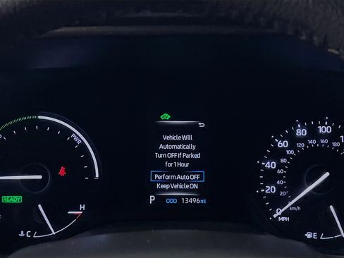Used 2023 Toyota Sienna XLE FWD image 22