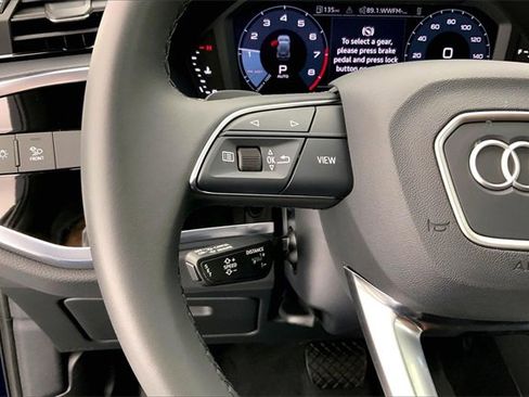 Certified 2025 Audi Q3 2.0T Premium image 18