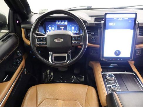 Certified 2022 Ford Expedition Max Platinum image 26