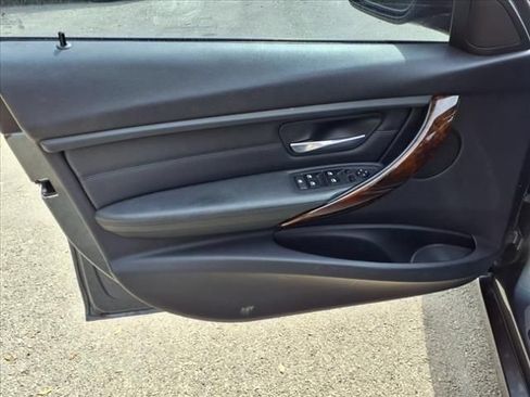 Used 2014 BMW 328i Sedan w/ Premium Package RWD image 14