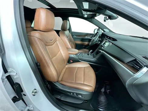 Used 2024 Cadillac XT5 Sportv image 31