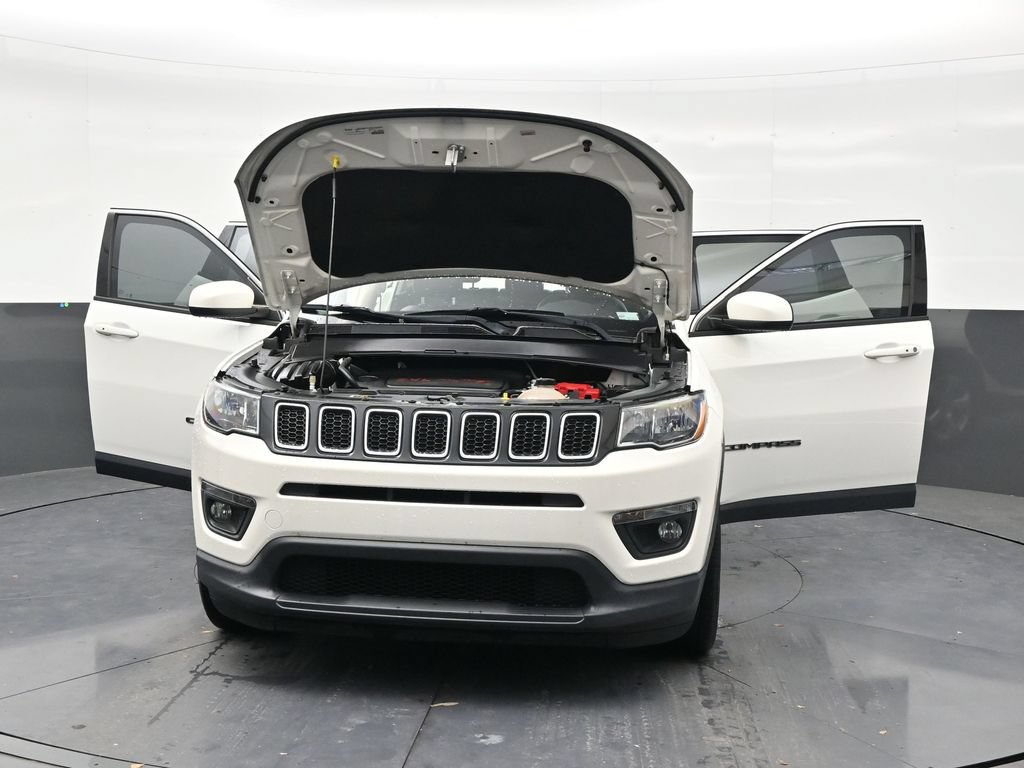 Used 2020 Jeep Compass Latitude w/ Popular Equipment Group FWD image 33
