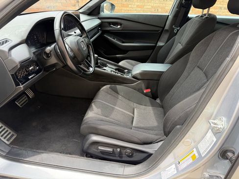 Used 2024 Honda Accord Sport image 15