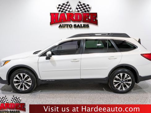 Used 2016 Subaru Outback 3.6R Limited image 1