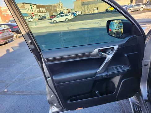 Used 2023 Lexus GX 460 Luxury w/ Sport Design Package image 2