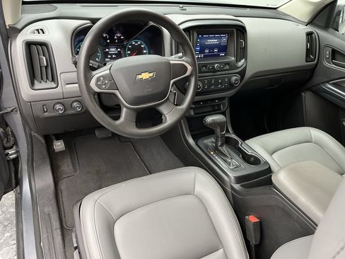 Used 2021 Chevrolet Colorado W/T w/ WT Convenience Package AWD/4WD image 4