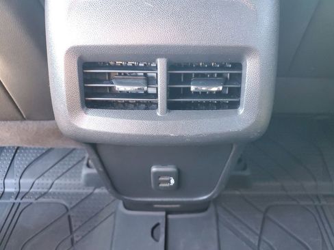 Certified 2024 Chevrolet Equinox RS image 32