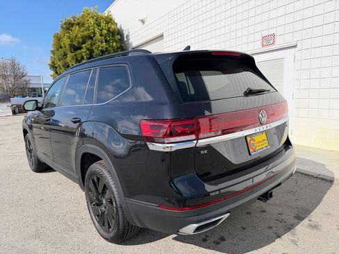 New 2026 Volkswagen Atlas SE AWD/4WD image 4