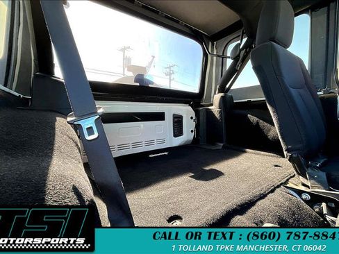 Used 2015 Jeep Wrangler Unlimited Sport w/ Quick Order Package 24S AWD/4WD image 28