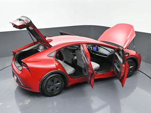 Used 2024 Toyota Prius LE image 52