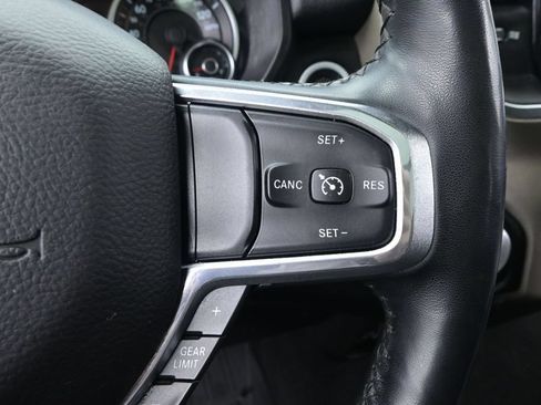 Used 2019 RAM 1500 Laramie AWD/4WD image 36