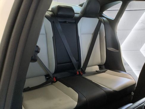 Used 2019 Volkswagen Jetta R-Line image 16