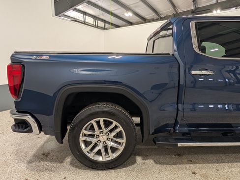 Used 2020 GMC Sierra 1500 SLT w/ SLT Premium Plus Package AWD/4WD image 10