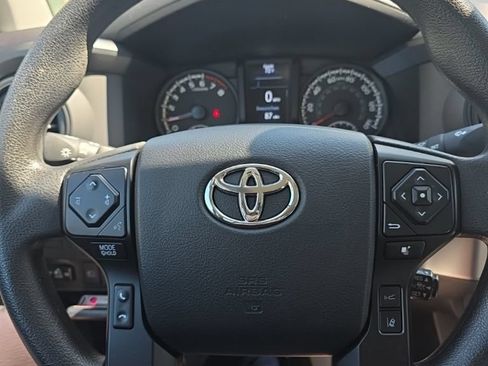 Certified 2023 Toyota Tacoma SR AWD/4WD image 22