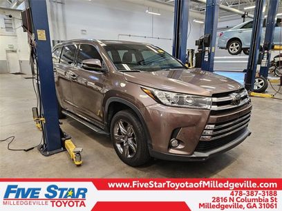 Used 2017 Toyota Highlander Limited