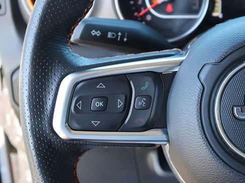 Used 2021 Jeep Gladiator Mojave AWD/4WD image 33