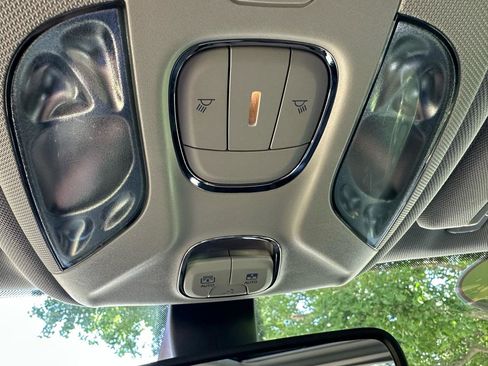 Used 2018 Jeep Compass Latitude w/ Popular Equipment Group AWD/4WD image 20