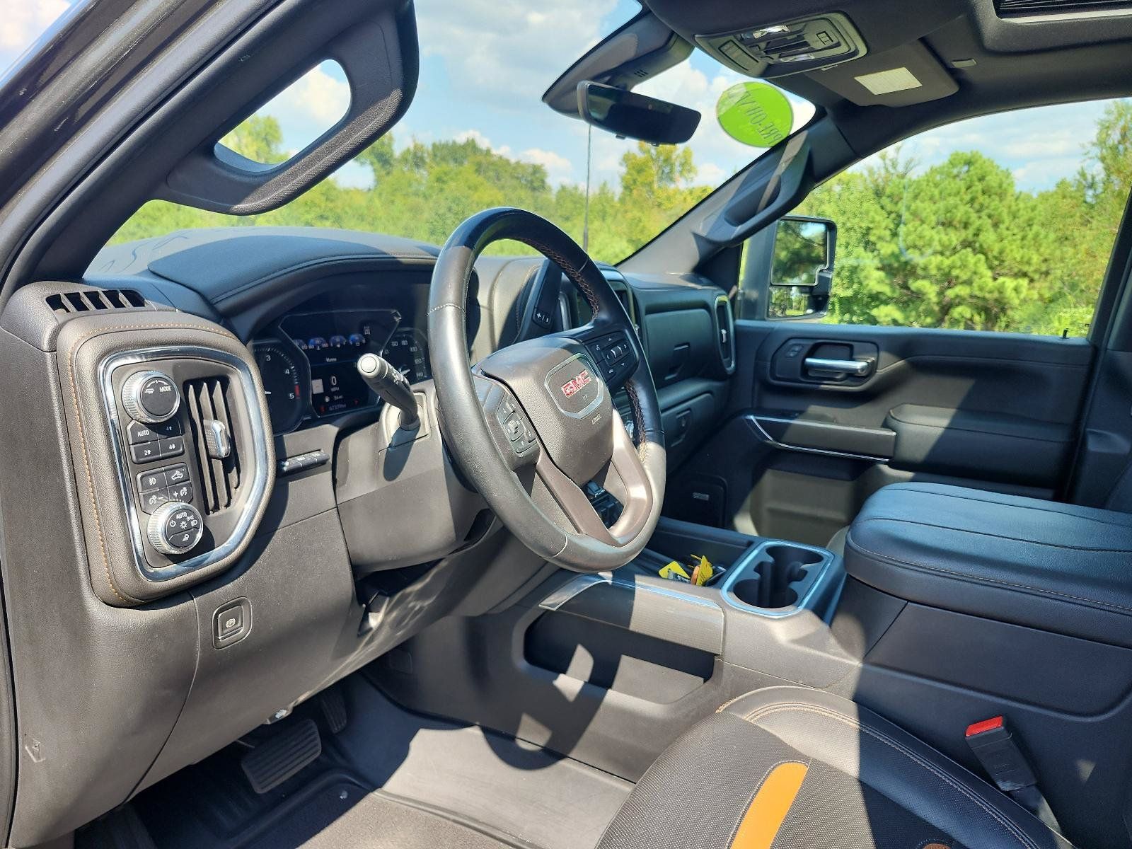 Used 2023 GMC Sierra 2500 AT4 w/ AT4 Premium Plus Package AWD/4WD image 19